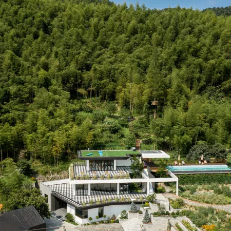 Lushan hotel