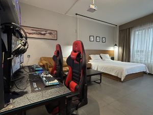 LeiHou E-sport Hotel  (Dongguan Ma Chung Huayang Lake Shop)