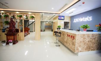 Yiyi Chain Hotel (Shanghai Road Branch, Heze Development Zone)