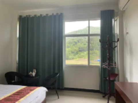 Mengla Xinzhu Tea Horse Inn