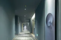 Sifangguan S High-altitude Jumu Cinema Hotel (Qixingguan Chuangmei Everbright City Branch)