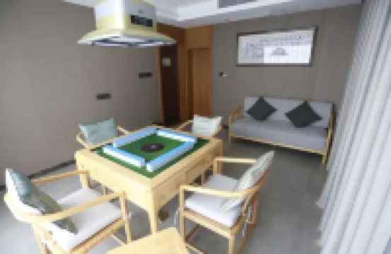 진율란 호텔 (잉산 버스 정류장)