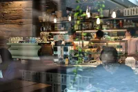 Miers Kuningan, Artotel Curated