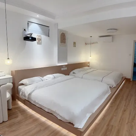Beihai Beidi Homestay (Qiaogang Fengqing Street)
