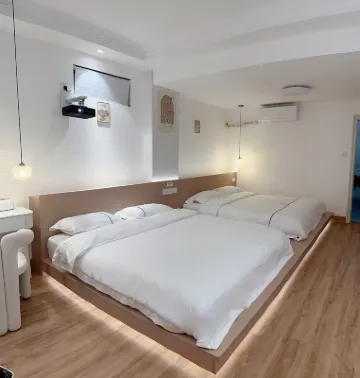 Beihai Beidi Homestay (Qiaogang Fengqing Street)