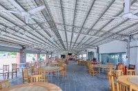 Dongxing Haihu Lvjingyuan Homestay