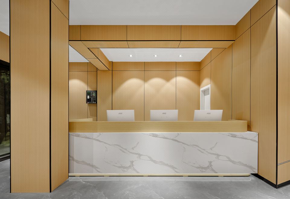 위안이 호텔 선전 바오안 공항 3 터미널