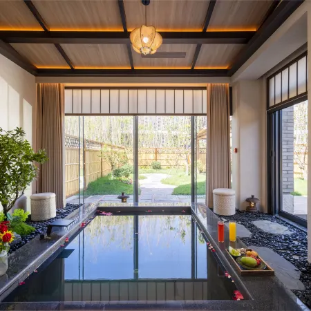 Huazhu Luxury · Jian Shan Jie Lu Tang-Style Boutique Inn