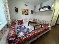 Xuexiang Fairy Tale Courtyard (Xueyun Street Branch) Hotels in China's Snow Town