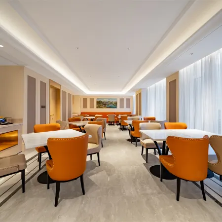 Vienna Hotel (Yuncheng Jiang County Jinyu International)