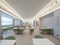Quanji Hotel (Zhaoqing County Government Center Branch, Hezhou) Hotels in Zhaoping