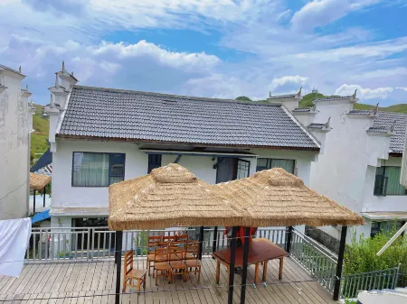 Bamianshan Huaxin Homestay Отели рядом с достопримечательностью «Bamian Mountain»