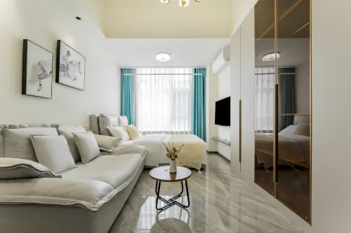 Meisu Meet Boutique Apartment (Changchun Yucheng Huayi Square Branch) - Condos