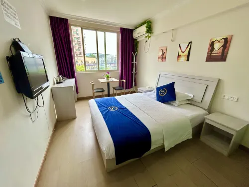 OYO Dazhou Xidu Business Hotel