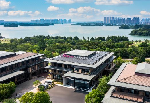 Moshang Aesthetics Hotel (Xuzhou City Government Dalong Lake Scenic Area Branch) over view