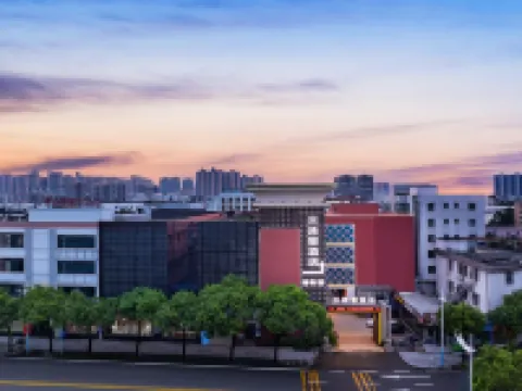 โรงแรมซานมูลี่