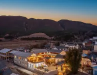 Shaxi · Qifengli | Cloud · Maple · Lodge Design Guesthouse (Shaxi Ancient Town) - bar