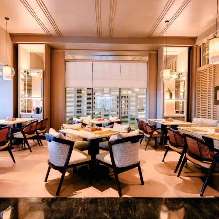 Dolton international hotel