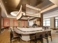 Hilton Garden Inn Dali Erhai Park Hotels near Caicun