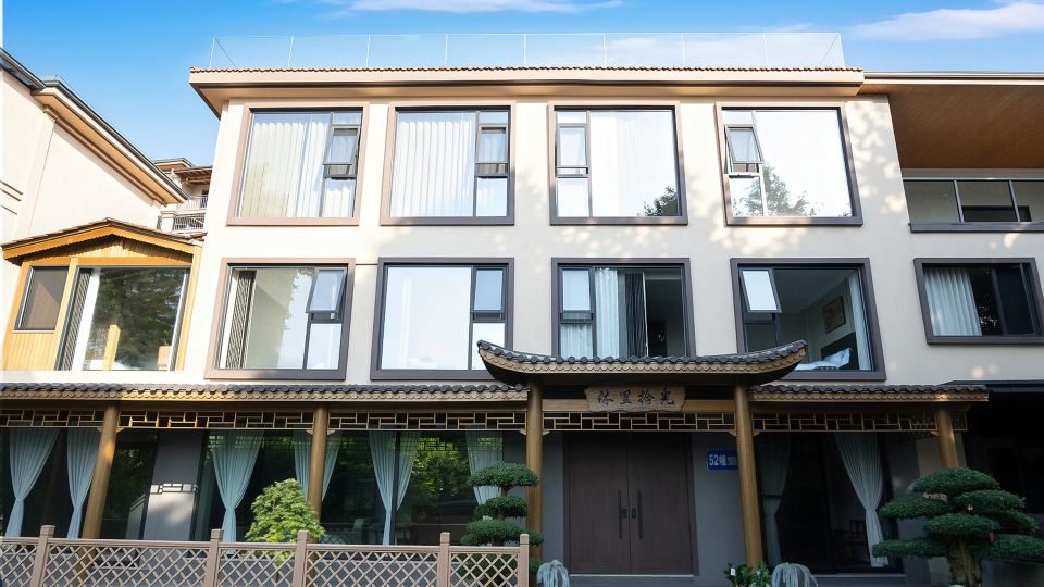 Muli Shiguang Hotel