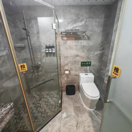 Mingzhu Holiday Hotel