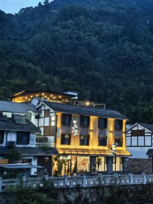 Daxuan Ruyouyuan Homestay (Xiling Snow Mountain Branch) - pemandangan pegunungan