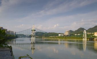 Shiji Xinghe Hotel (Huangshan Tunxi Old Street)