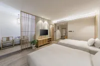 Chayi Castle Hotel（Impression Dahongpao Store）