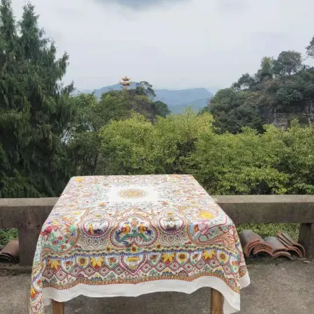 Qiyun Mountain Ding Fuxian Inn