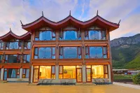 Yunge Guesthouse Hotel a Lugu Lake Mt.Nisaigemu Goddness Cave Cable Car