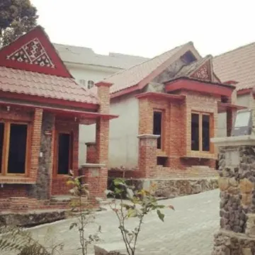 Alloyna Country Cottage Brastagi