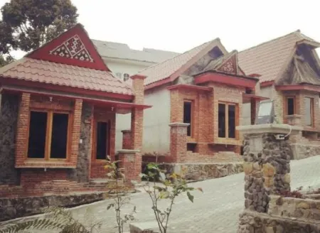 Alloyna Country Cottage Brastagi