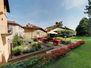 Hotel Boutique Antiche Mura