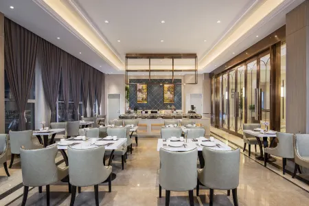 Vienna Hotel (Tonghua Wanda Plaza Branch) Отели в г. Тунхуа