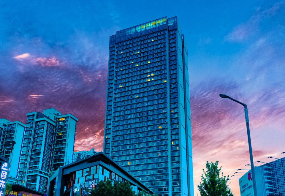 2. Chengdu ..