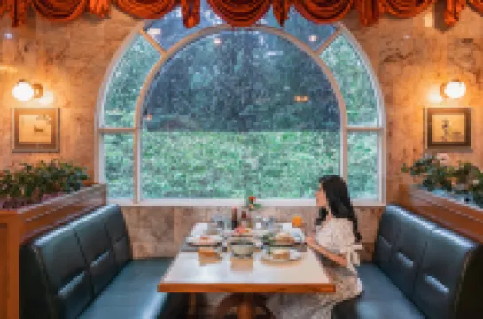 โรงแรมอลิซาเบธ