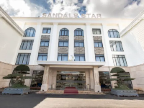 桑達斯之星酒店 德重縣酒店