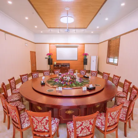 Zhouning Xianfeng Xiaoju Resort Hotel