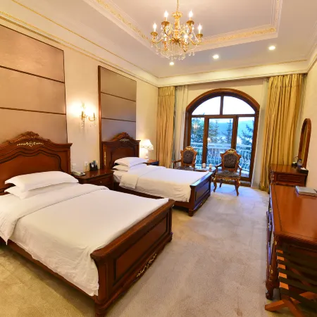 Xuexiang Lakeside Resort Hotel