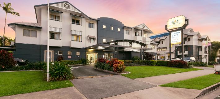 Cairns Queens Court Hotel a Cairns