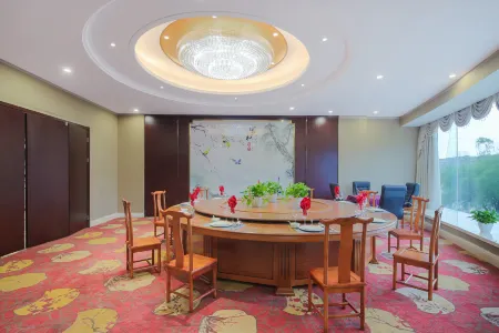 Vienna Hotel (Xinxian store)