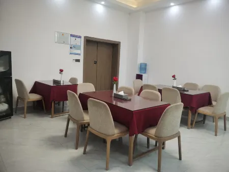 Beicheng Wanhao Grand Hotel Отели в г. Сянсян