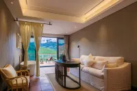 Guming's Nest Mid-Levels Hotel Hotel di Shuangjiang Lahu, Va, Blang and Dai Autonomous County
