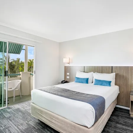 Cairns Sheridan Hotel