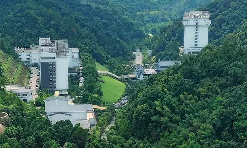 Xinfeng Utop Spring Primeval Forest Resorts