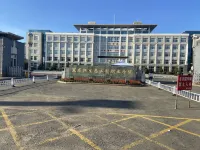 哈爾濱小紅書民宿 鄰近黑龍江建築職業技術學院呼蘭校區-建築工程技術系的酒店