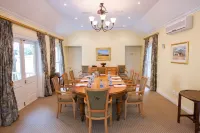 Hacklewood Hill Country House - homestay