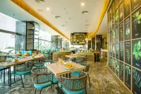แฟลซี ซิตี้ โรงแรม บีช กวีนอน - ที่มีสระว่ายน้ำ