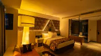Longkou LanOuShangPin Hotel (Bosshang Shopping Plaza)