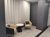 Wangkui Huijin Business Hotel
